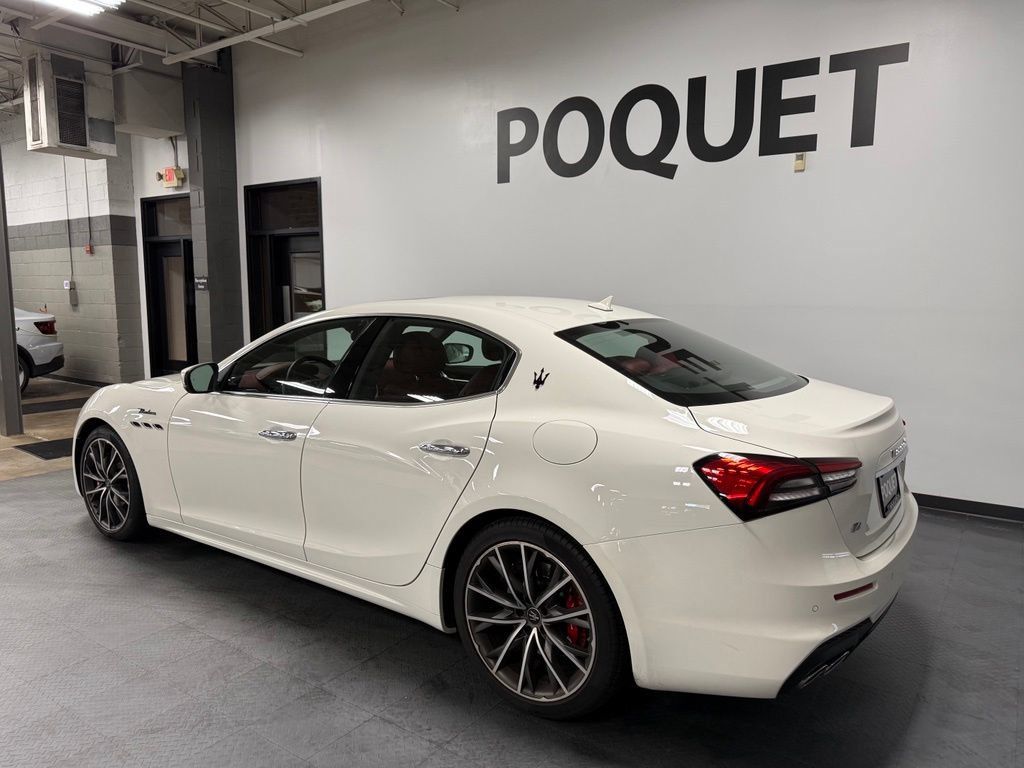 Used 2023 Maserati Ghibli Modena Q4 AWD/4WD image 6