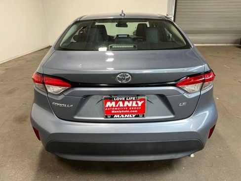Used 2023 Toyota Corolla LE FWD image 4