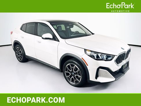 Used 2025 BMW X2 xDrive28i w/ Convenience Package AWD/4WD image 1
