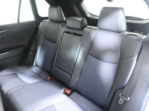 Used 2023 Toyota RAV4 XSE AWD/4WD image 4