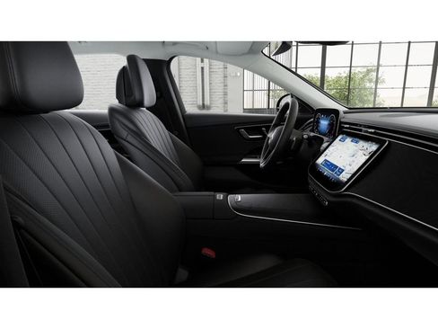 New 2025 Mercedes-Benz E 450 4MATIC All-Terrain Wagon image 4