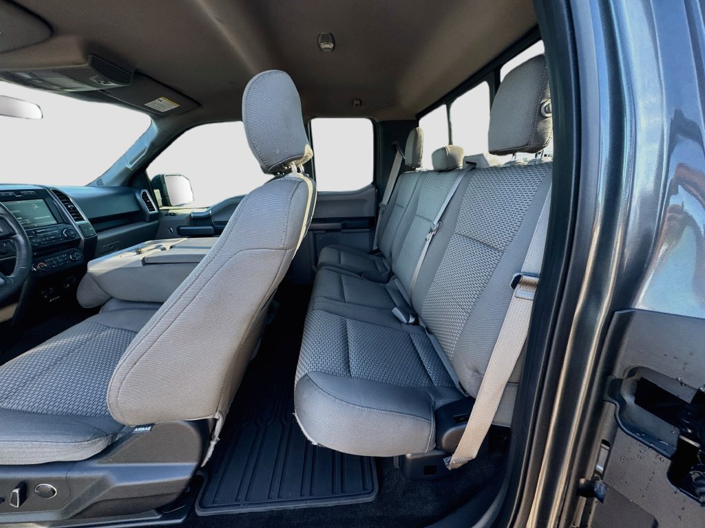 Used 2015 Ford F150 XLT w/ Equipment Group 302A Luxury AWD/4WD image 23