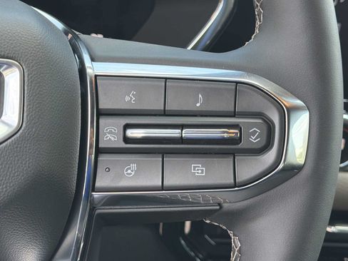 New 2026 GMC Canyon Denali AWD/4WD image 12