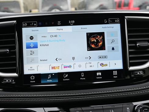 New 2026 Chrysler Pacifica Select image 12