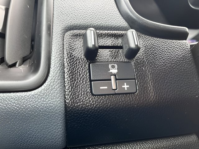 Used 2019 Chevrolet Colorado Z71 AWD/4WD image 15