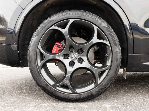 Used 2024 Alfa Romeo Stelvio Veloce image 70