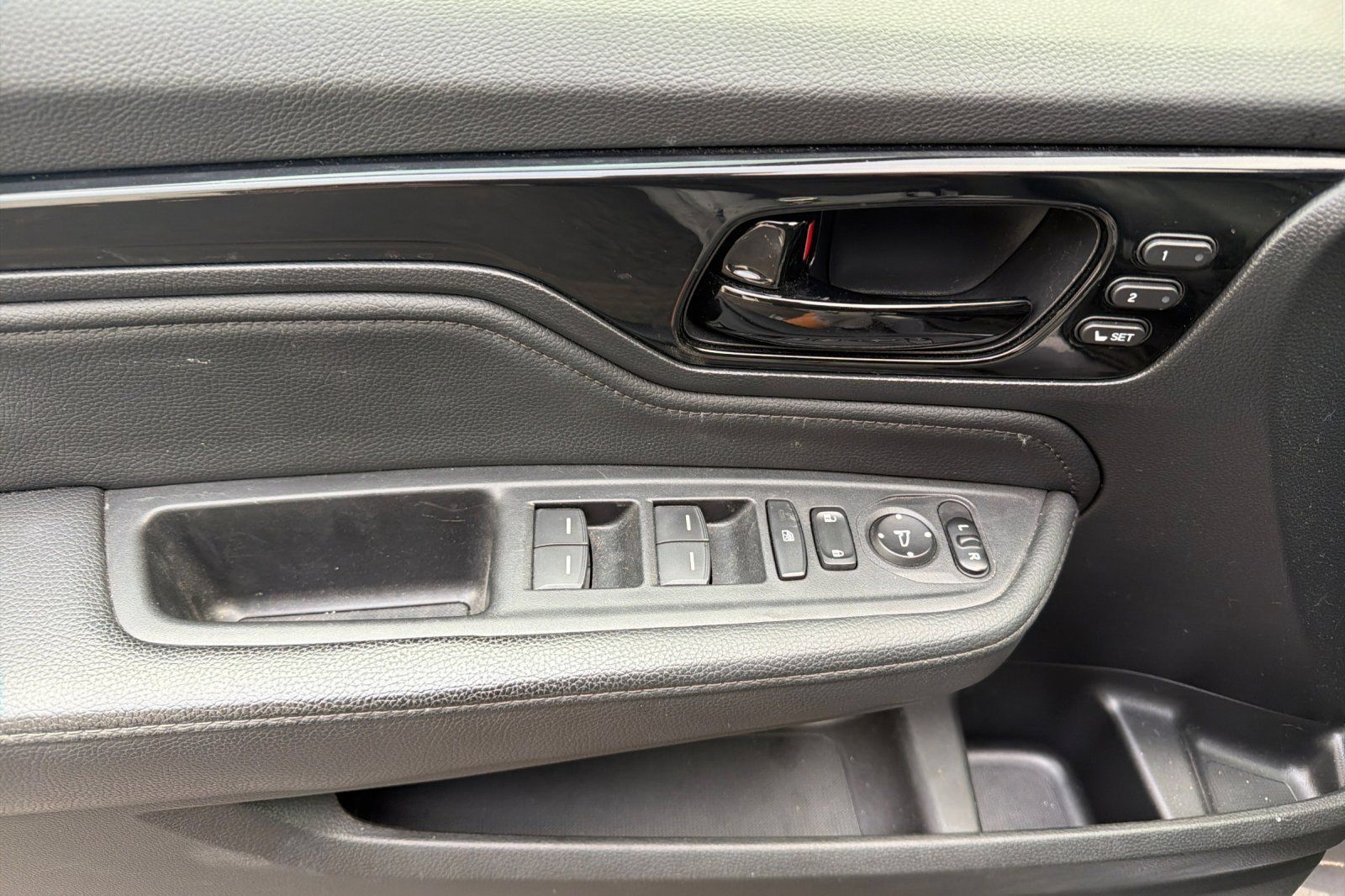 Used 2022 Honda Odyssey Touring image 10