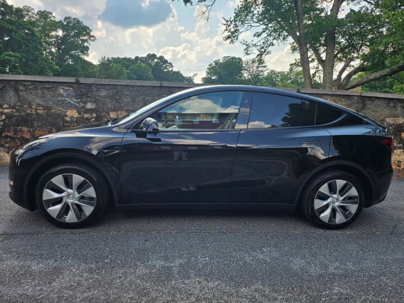 Used 2023 Tesla Model Y Long Range AWD/4WD image 8