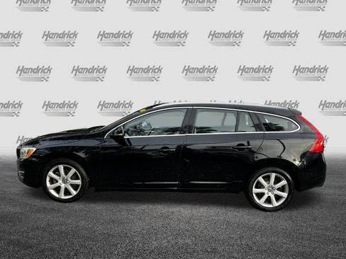 Used 2016 Volvo V60 T5 Premier w/ Convenience Package image 6