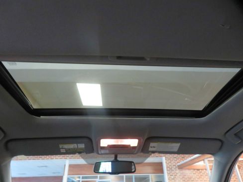 Used 2014 Toyota Highlander Limited image 52