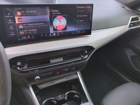 Used 2026 BMW 430i w/ Premium Package RWD image 29