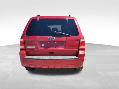 Used 2010 Ford Escape XLT FWD image 5