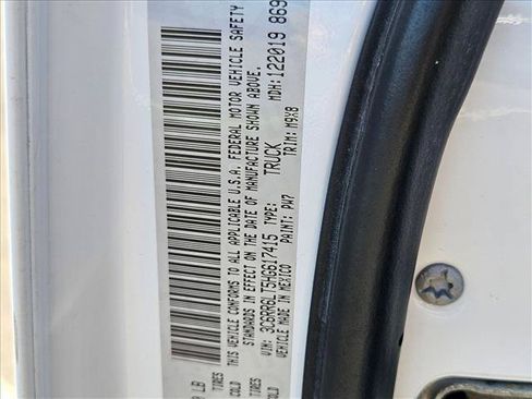 Used 2017 RAM 1500 Big Horn RWD image 15