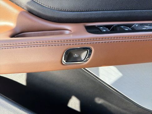 Used 2022 Lincoln Aviator Reserve w/ Equipment Group 201A image 21