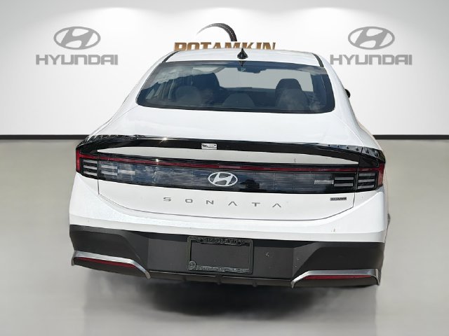 New 2026 Hyundai Sonata Blue FWD image 6