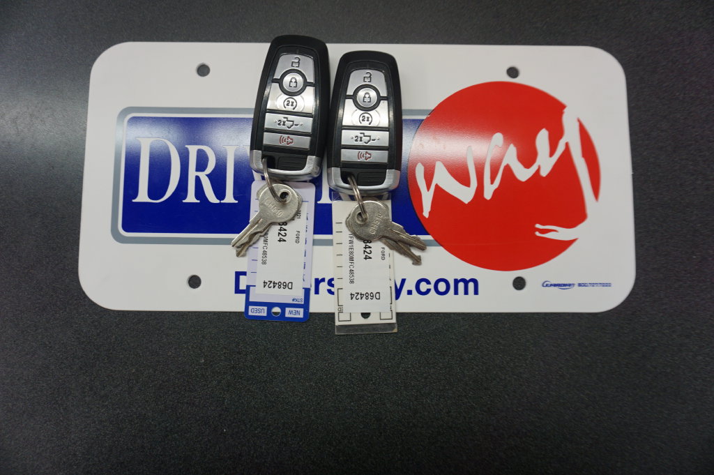 Used 2021 Ford F150 Lariat AWD/4WD image 17