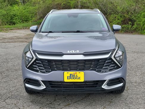 Used 2023 Kia Sportage EX AWD/4WD image 2
