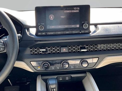 Used 2024 Honda Accord EX image 10