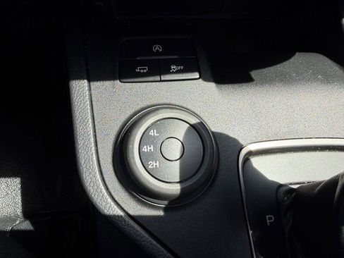 Used 2020 Ford Ranger XL w/ Equipment Group 101A Mid image 39