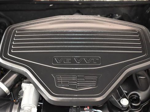 Used 2023 Cadillac XT5 Sportv w/ Technology Package image 4