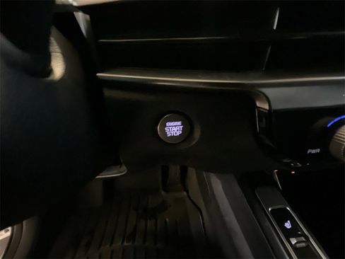 Certified 2024 Kia Sorento S w/ Panoramic Sunroof Package image 28