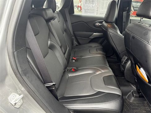 Certified 2022 Jeep Cherokee Latitude Lux image 16