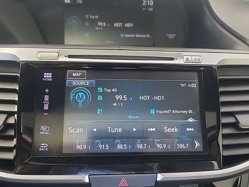 Used 2017 Honda Accord EX-L image 31