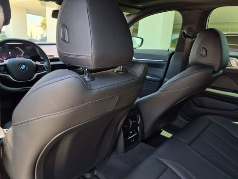 Certified 2025 BMW 430i w/ Premium Package RWD image 18