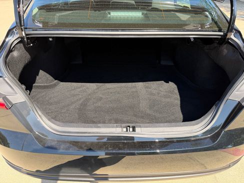 Used 2026 Toyota Camry LE FWD image 28