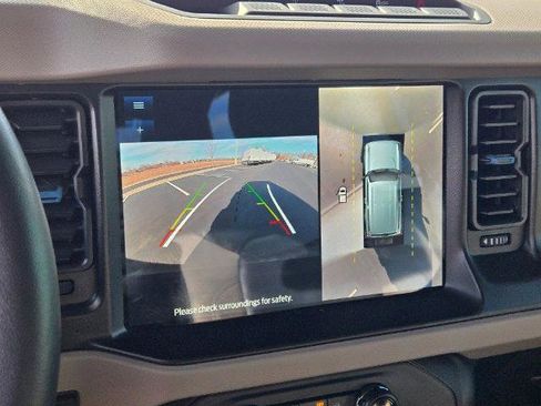 Certified 2022 Ford Bronco Wildtrak image 27