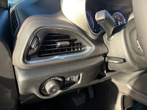 New 2026 Chrysler Pacifica Pinnacle w/ Trailer Tow Group image 20