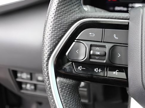 Used 2022 Toyota Tundra Platinum w/ Advanced Package image 20