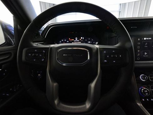 Used 2024 GMC Yukon Denali w/ Max Trailering Package image 23