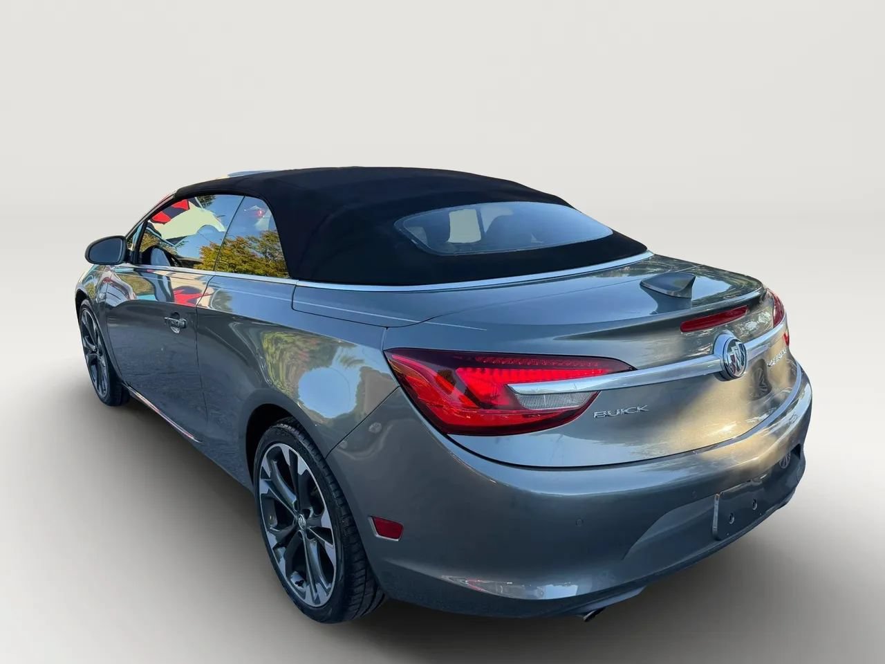 Used 2017 Buick Cascada Premium FWD image 5