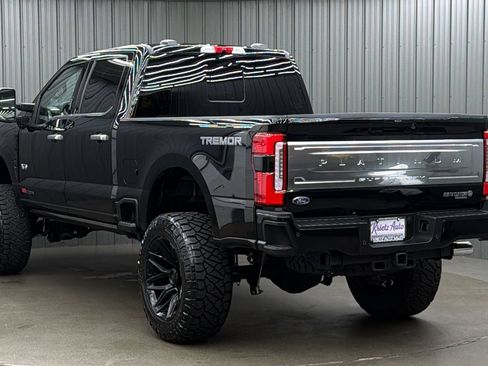 Used 2026 Ford F250 Platinum w/ Platinum Plus Package AWD/4WD image 3