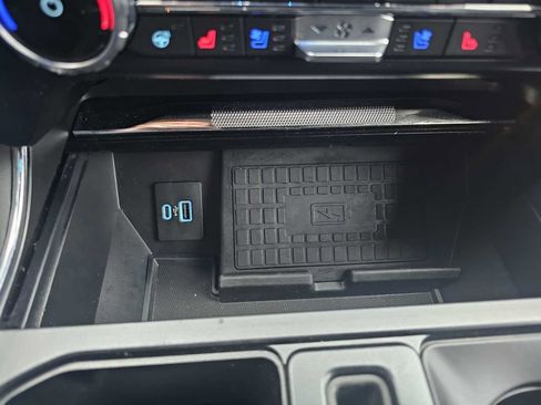 Used 2022 Ford F150 Lariat w/ Equipment Group 502A High image 31