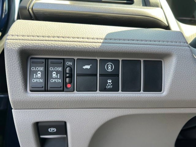 Used 2024 Honda Odyssey EX-L image 10