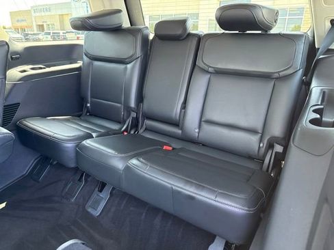 Used 2025 Ford Expedition Platinum AWD/4WD image 17