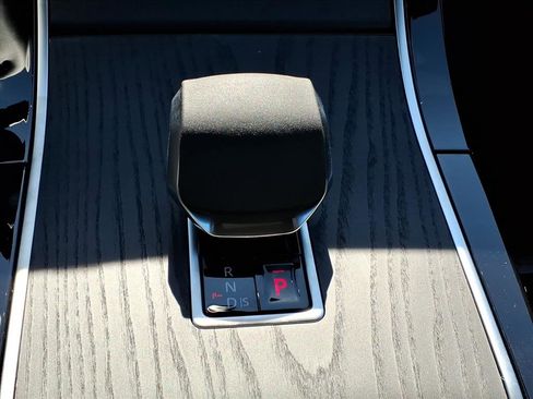 New 2026 Land Rover Range Rover Evoque S image 13