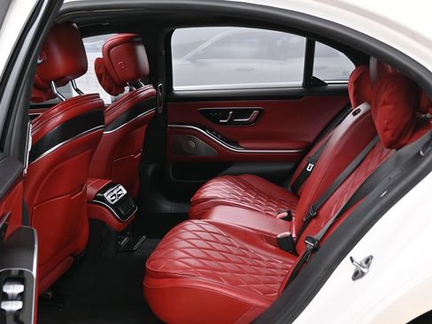 Used 2022 Mercedes-Benz S 500 4MATIC image 36