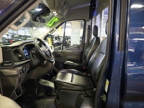Used 2021 Ford Transit 250 Medium Roof image 8
