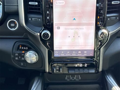 Used 2025 RAM 1500 Laramie w/ Laramie Southwest Edition image 17