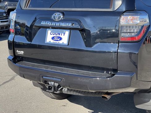 Used 2020 Toyota 4Runner SR5 image 39