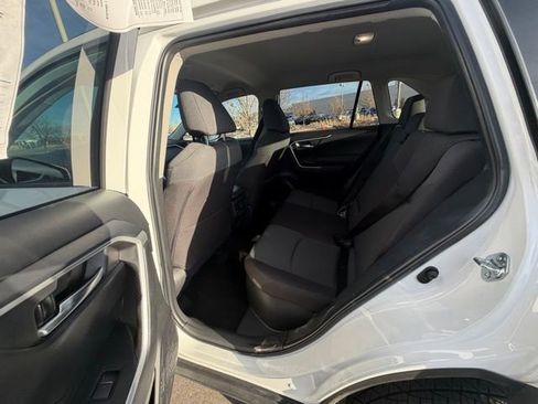 Used 2025 Toyota RAV4 XLE image 22
