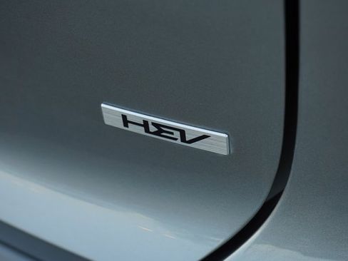 Used 2023 Kia Niro EX image 12