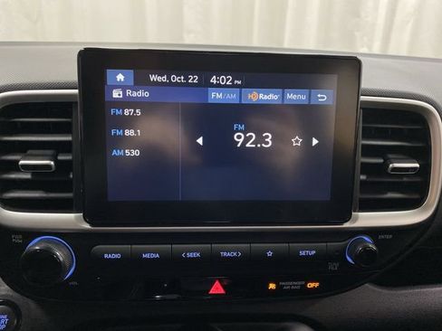 New 2026 Hyundai Venue SEL image 18