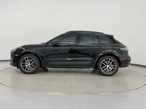 Used 2024 Porsche Macan AWD/4WD image 2