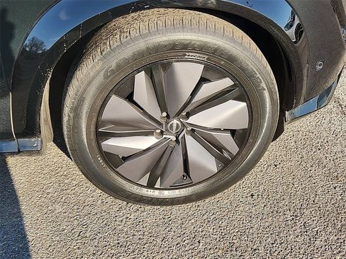 Used 2023 Nissan Ariya FWD image 8