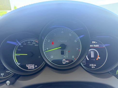 Used 2016 Porsche Cayenne S AWD/4WD image 9