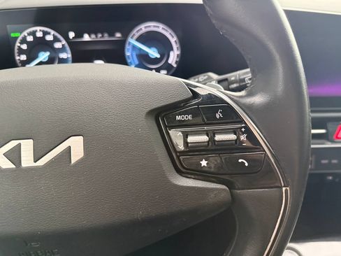 Used 2023 Kia Niro Wind FWD image 25